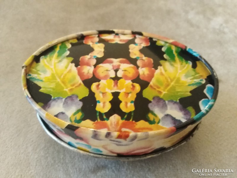 Coral patterned soap shaped plate box