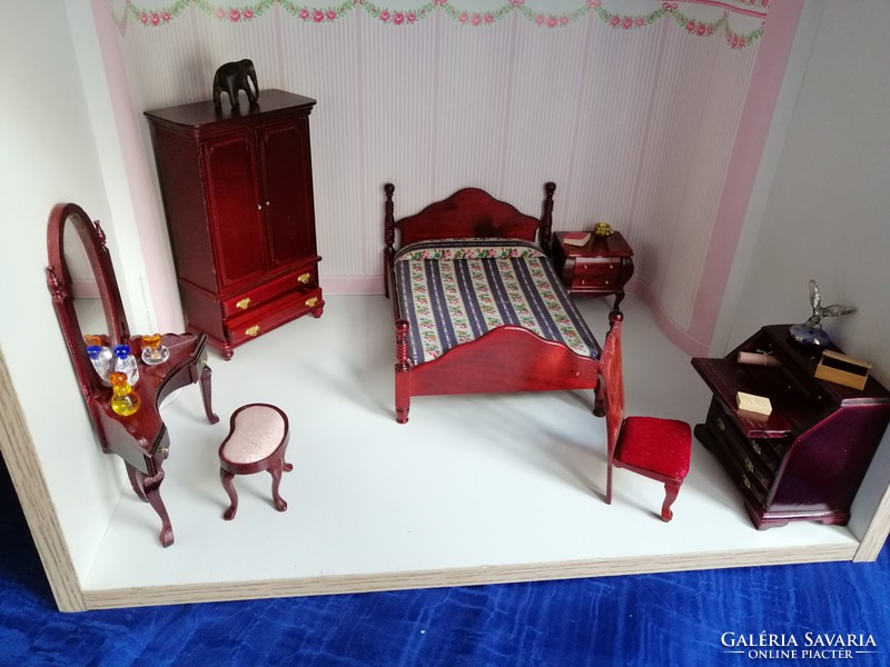 Dollhouse bedroom.