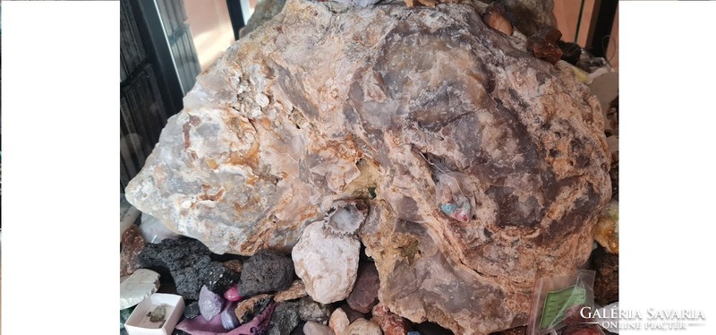 Giant mineral rock 32kg Zemplén limnokvarcit