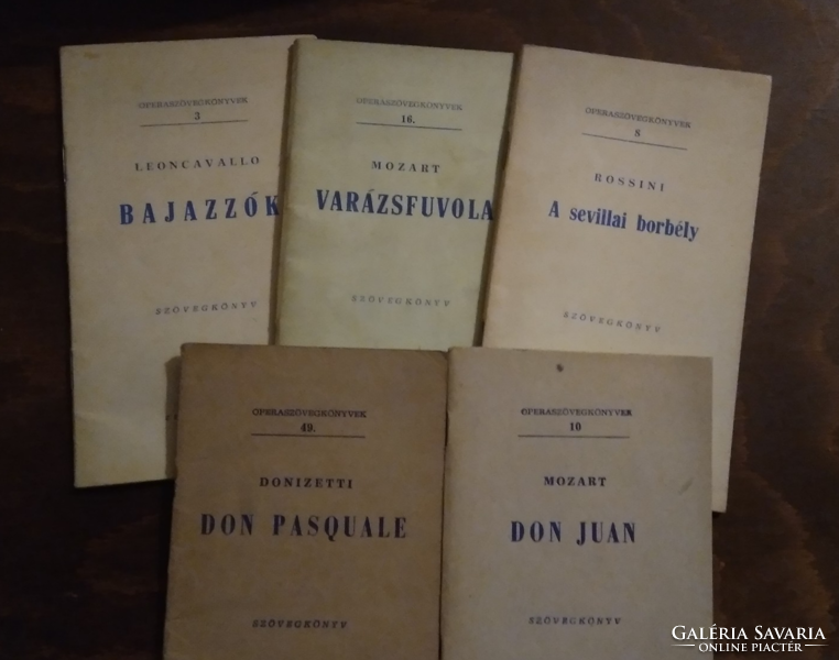 5 db Opera szövegkönyv  1956-1961 - Operaszövegkönyv sorozat részei Zeneműkiadó Vállalat Budapest 