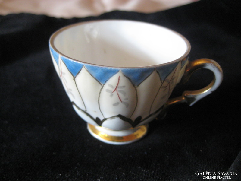 Marked, mini porcelain cup, 5.2 x 4.3 cm, small wear on the handle