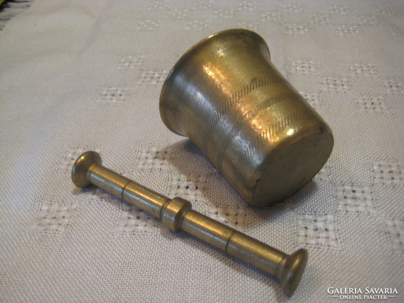Copper mortar with pestle 5.8 x 5.5 cm, pestle 10 cm