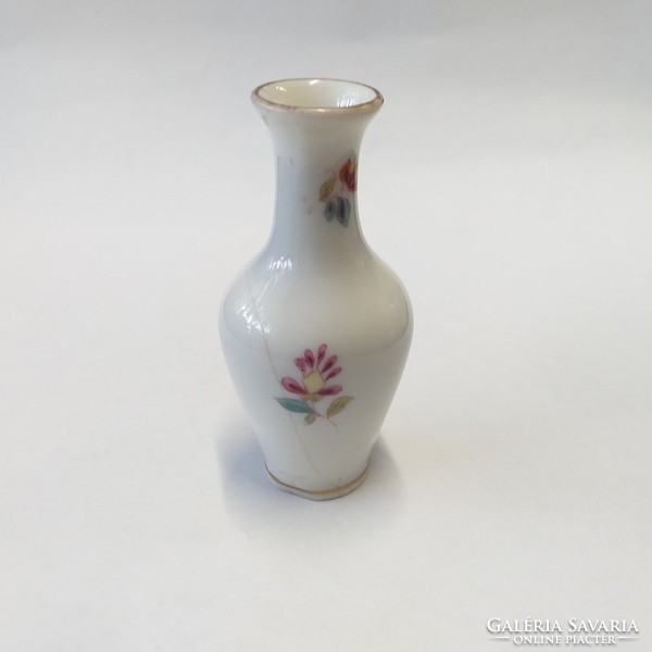 Ó Herend 1943 mini porcelain vase with flowers 6.5 Cm.