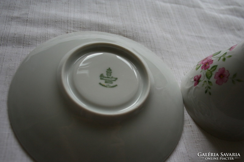 Bavaria winterling - pink flower cup + 3 saucers in one
