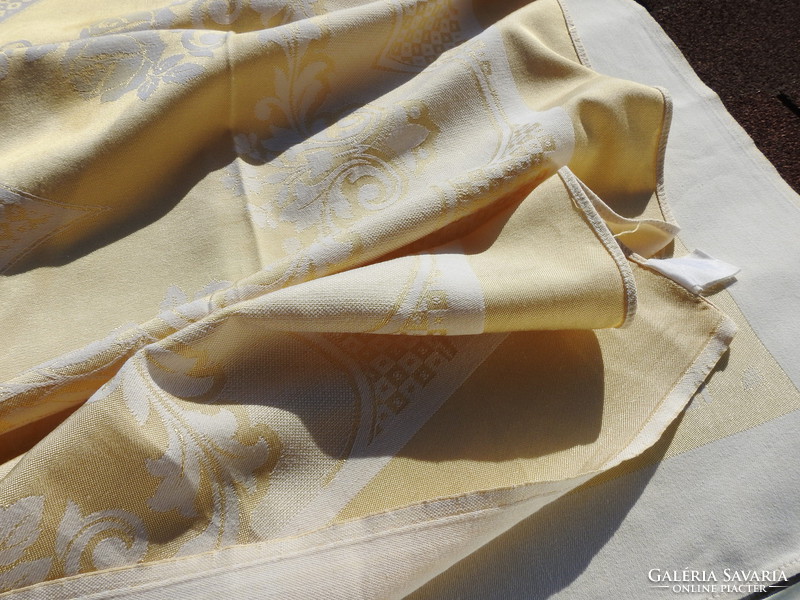 Tablecloth with golden pattern