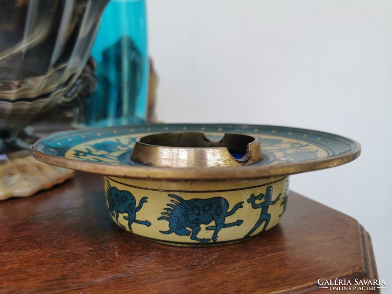 Copper ashtray with a bull motif