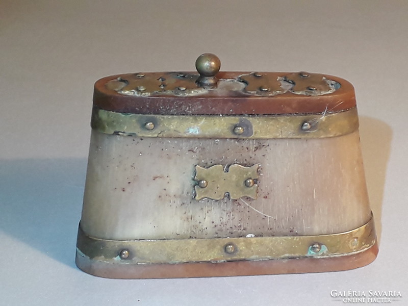 Antique copper wired horn snuff box holding snuff box