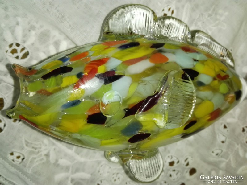 Fújt üveg hal, gyönyörű színekkel.....2 db.