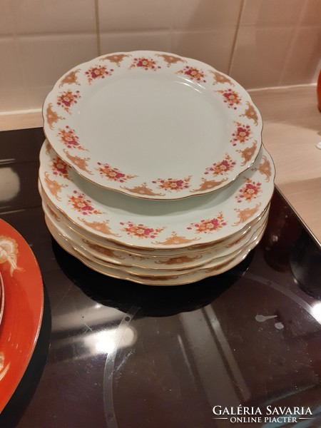 6 db egyben -sárga virágos lapos nagytányérok 6 tányér