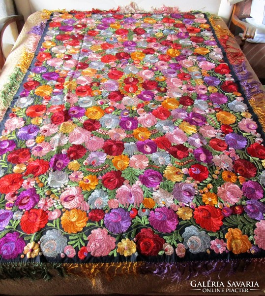 Giant Art Nouveau Matyó tablecloth tablecloth silk embroidered field stones 1908 museum needlework