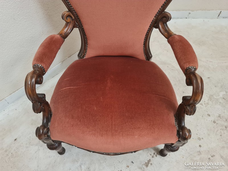 A359 beautiful antique carved baroque armchair