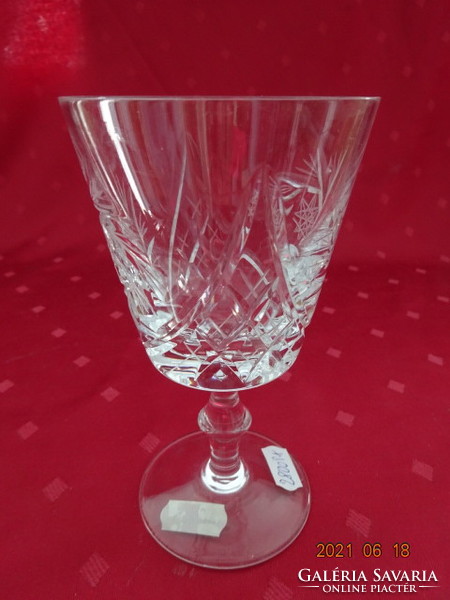 Crystal glass with base, height 15 cm. He has!