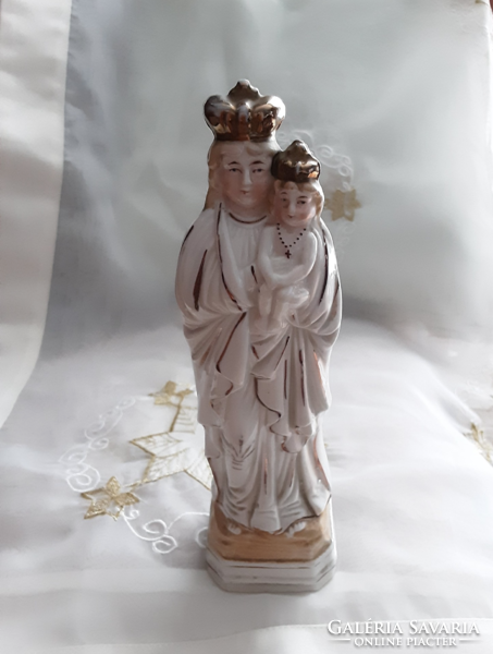 Antik, 1920 as évekből, 20 cm es, kézzel festett porcelán Mária gyermekével szobor