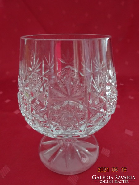 Kristályüveg konyakos pohár, magassága 11 cm, átmérője 6 cm. 5 db egyben eladó. Vanneki!