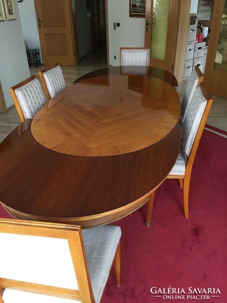 XVI.Lajos étkezőasztal 6 székkel