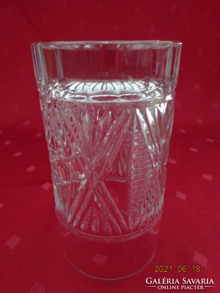 Kristályüveg whiskys pohár, magassága 12,5 cm, átmérője 6,5 cm.  4 db egyben eladó. Vanneki!