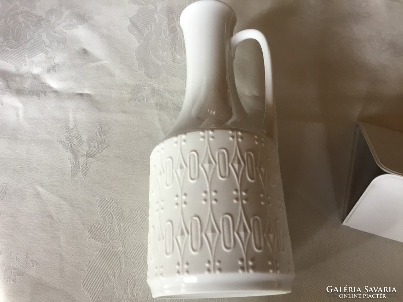 Royal KPM porcelán váza, kézimunka, 20 cm-es