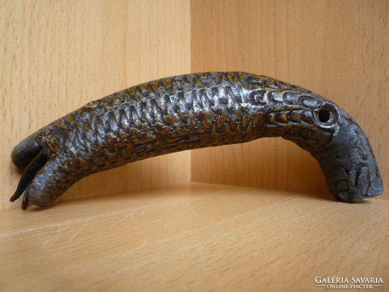 Snake head handle, walking stick grip.