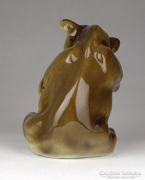 1F077 Régi síró porcelán medve figura 11.5 cm