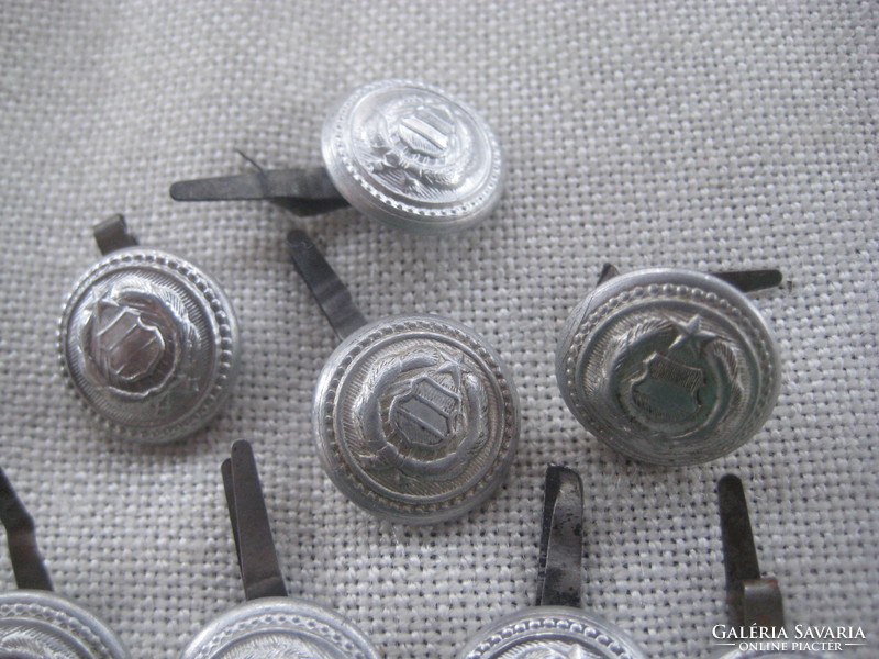 Bm tunic buttons 15 mm, 17 pcs