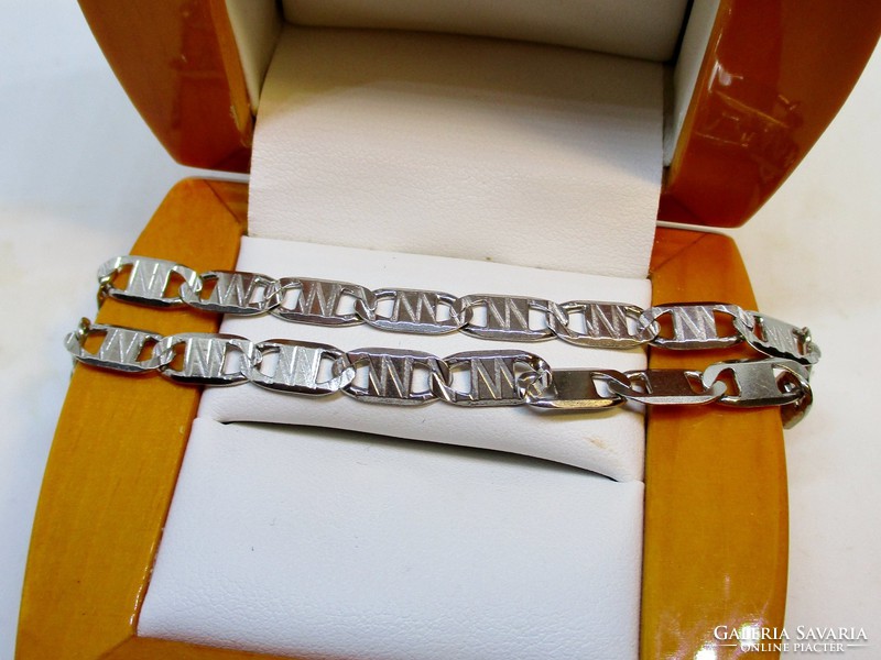 Beautiful flawless silver bracelet