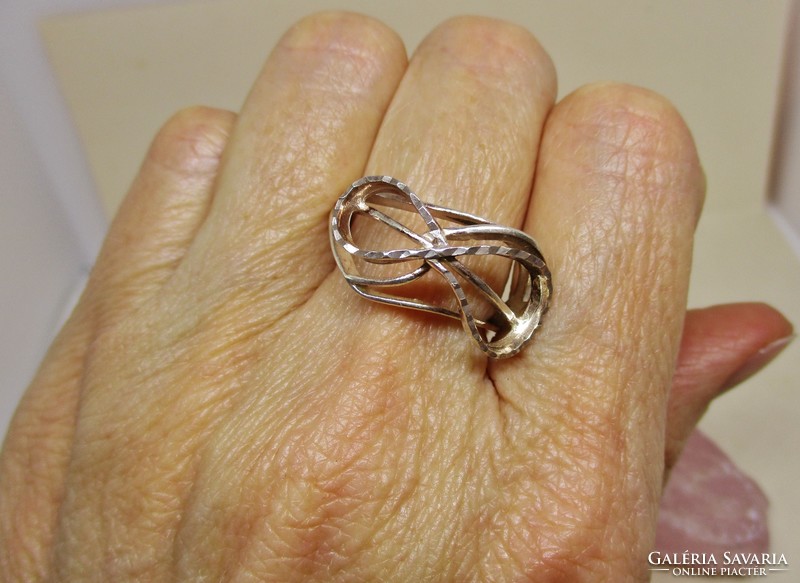 Különleges iparművész  ezüst gyűrű, nagy méret 72-es