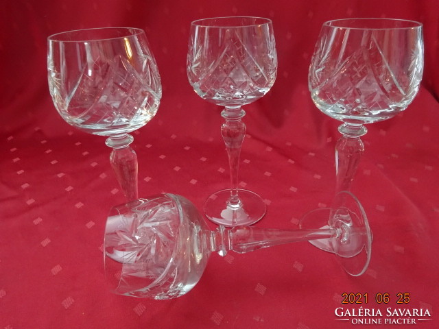 Crystal glass set with six bases, wine glass, height 20 cm. He has!