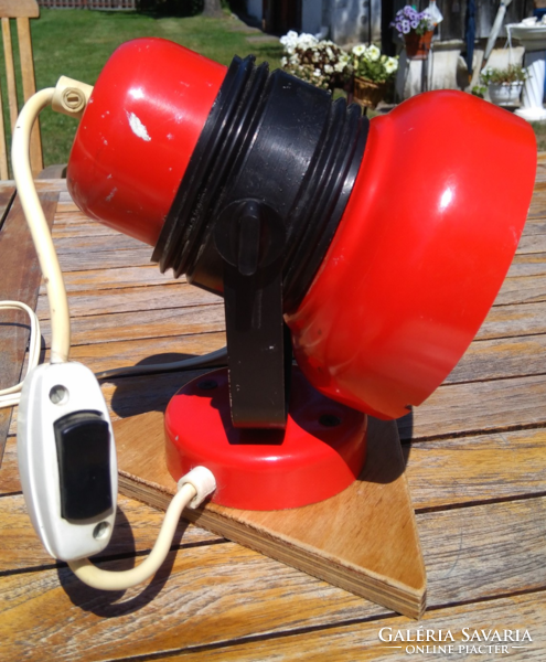 Retro space age red-black metal table and wall lamp, wooden base, tiltable, adjustable head, works
