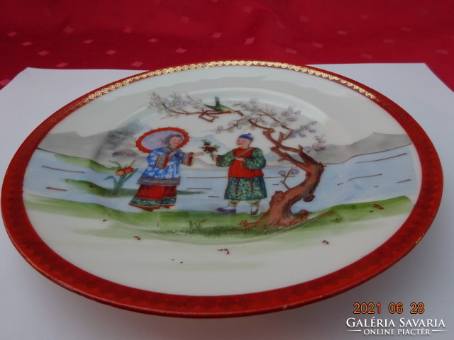 Japanese porcelain small plate with a picture depicting a scene, diameter 17.5 cm. He has!