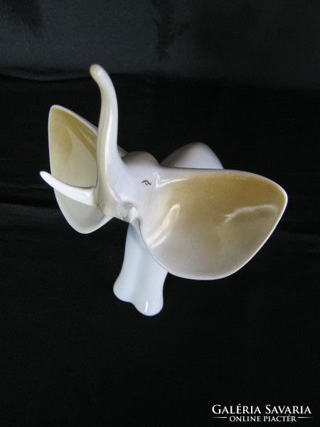 Hollóházi porcelán elefánt nagyobb méret
