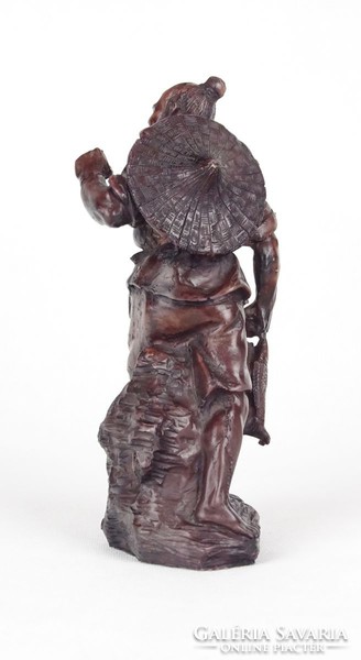 0Y531 Festett műgyanta keleti férfi szobor 19 cm