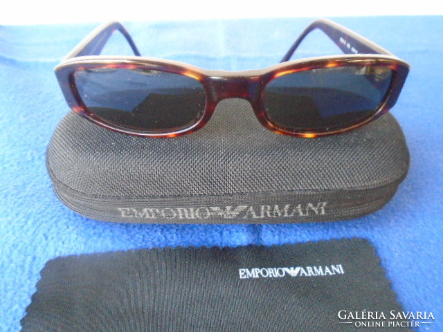 100% eredeti Emporio Armani napszemüvegek unixes