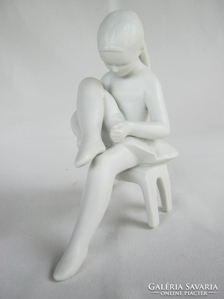 Wallendorf porcelán kislány