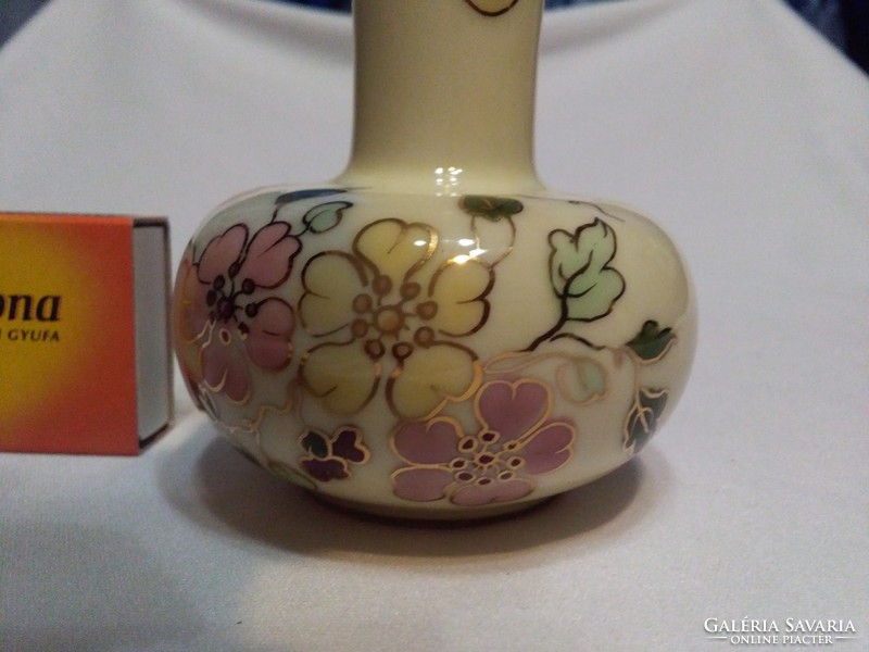 Zsolnay pillangós váza - 11,5 cm