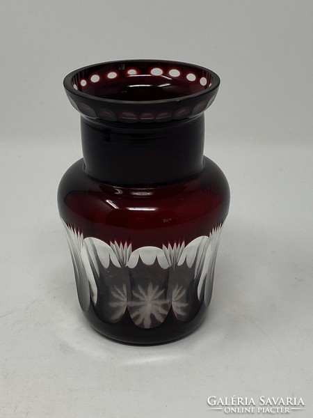 Small-sized incised crimson Biedermeier crystal vase -cz
