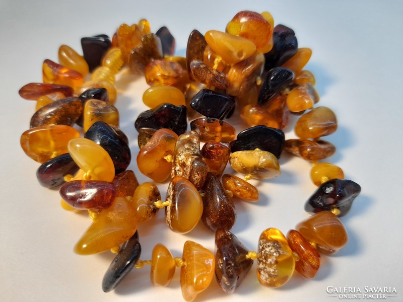 Knotted amber necklace 60 cm