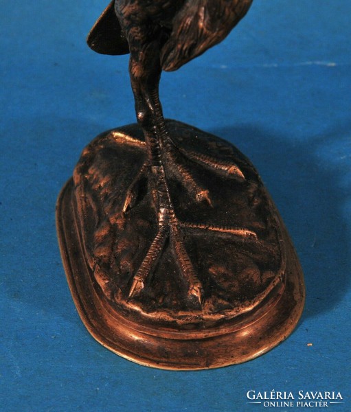 Bronz madárszobor, ismeretlen művész által jelölt