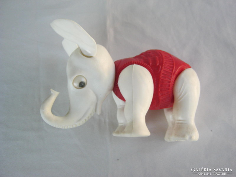Retro ... Dmsz? Plastic toy figure elephant with moving eyes