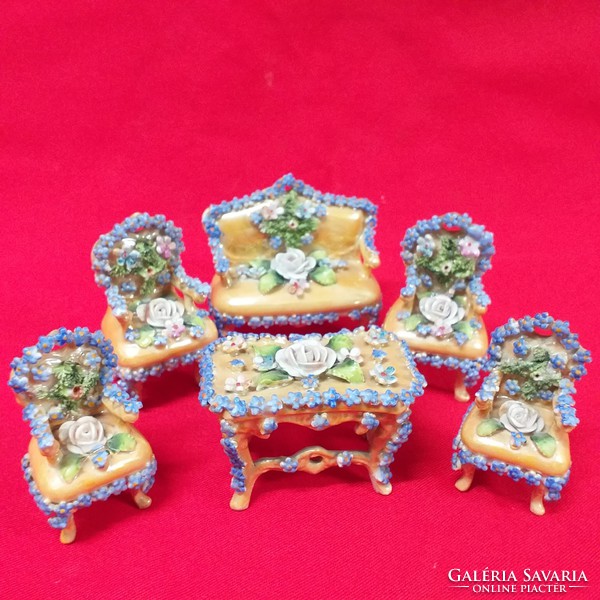 Alt Wien baroque porcelain mini furniture set.
