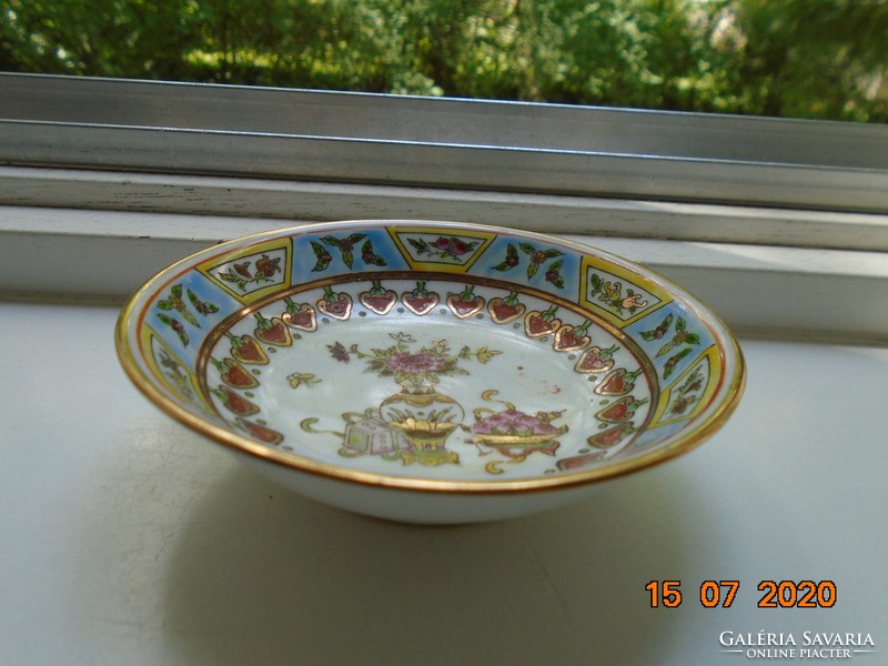 Jingdezhen hand painted gilded Chinese decorative bowl
