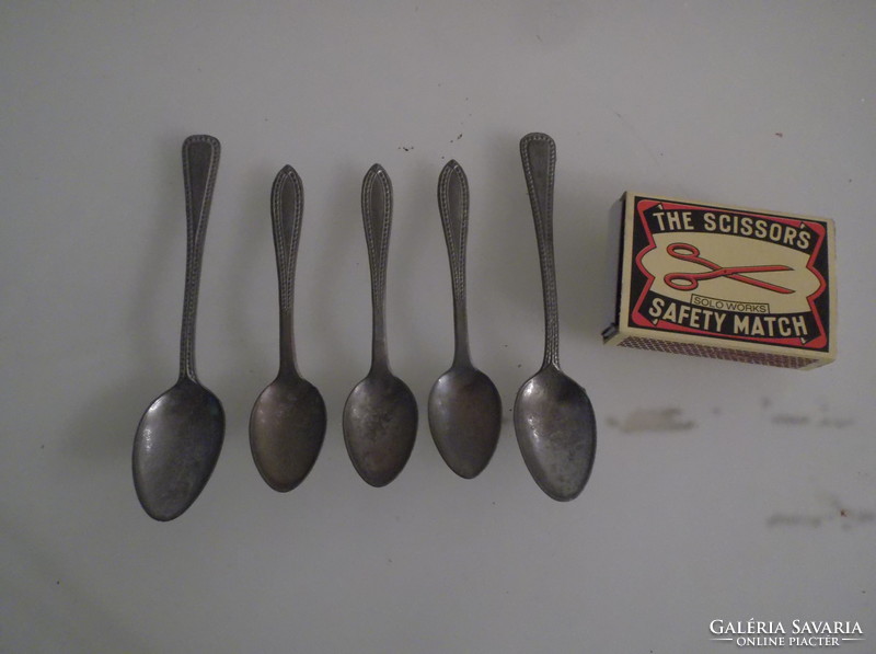 Cutlery - 5 pieces - retro - spoon - Austrian - 9 x 1 cm - perfect