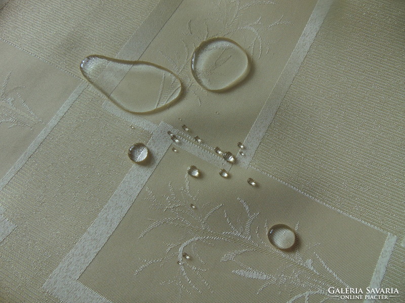 Beautiful and elegant silk damask tablecloth 160 x 350 cm! Rectangle