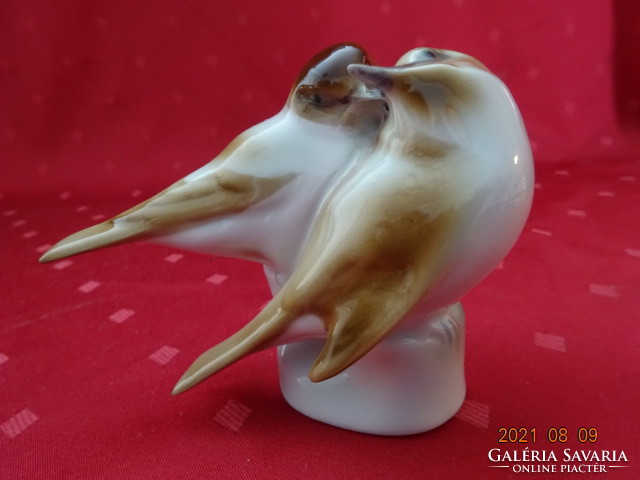 Zsolnay porcelain figure, pair of birds with brown feathers, height 9 cm. He has!