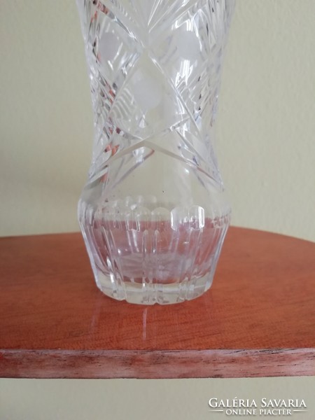 Kis kristály váza