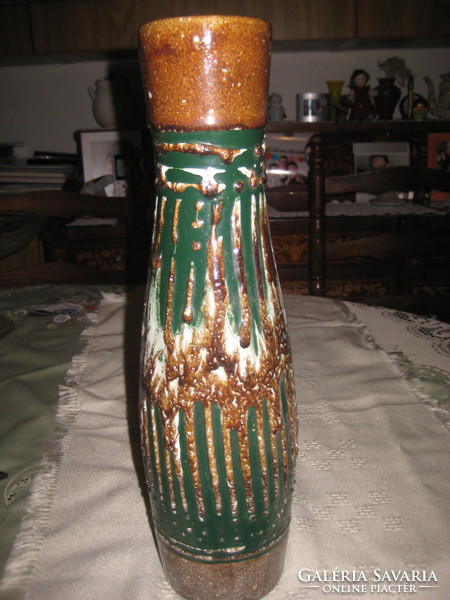 Retro váza  a 60 as évekből  , Képcsarnokos ,  zsűrizett  ,  36 cm