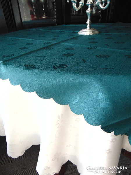 Smaragdzöld selyemdamaszt  asztalterítő 110 x 160 téglalap