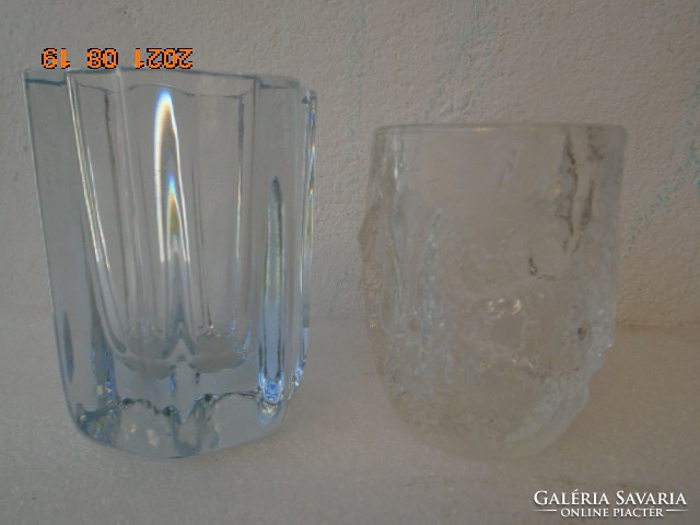 Súlyos-vastag Skandináv üveg váza Hibátlan szép kézműves darab 1126 gramm  jelzett