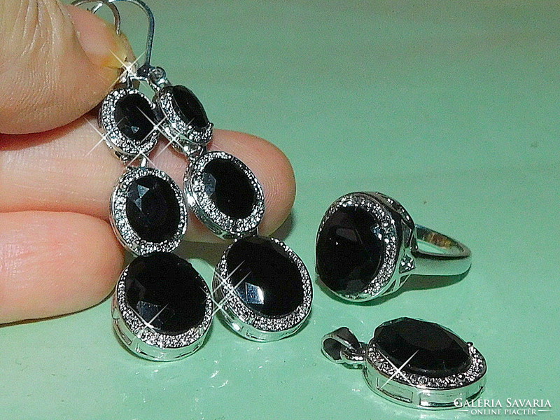 Set of night black crystal stones with white gold gold filled jewelry