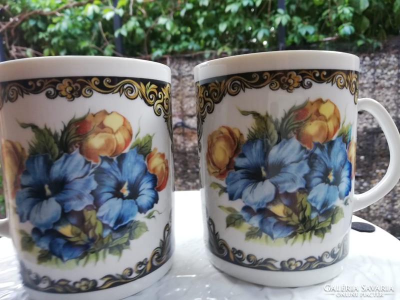 Pair of beautiful Polish mugs from the 60s