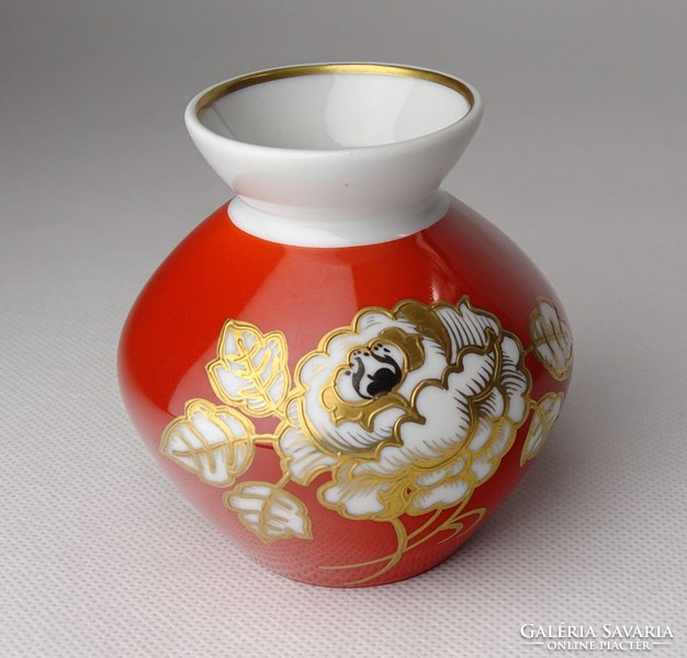1F591 Régi jelzett Wallendorf porcelán ibolya váza
